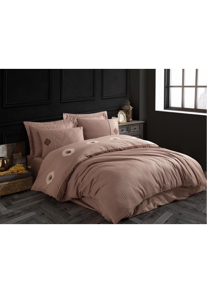 Elegant Nakışlı Pamuk Saten Çift Kişilik Nev Takımı Olimpos Kahve