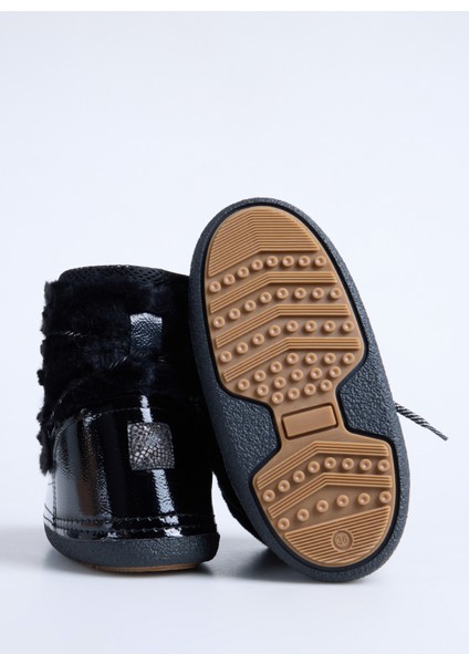 Siyah Kadın Bot Napı fırsatları