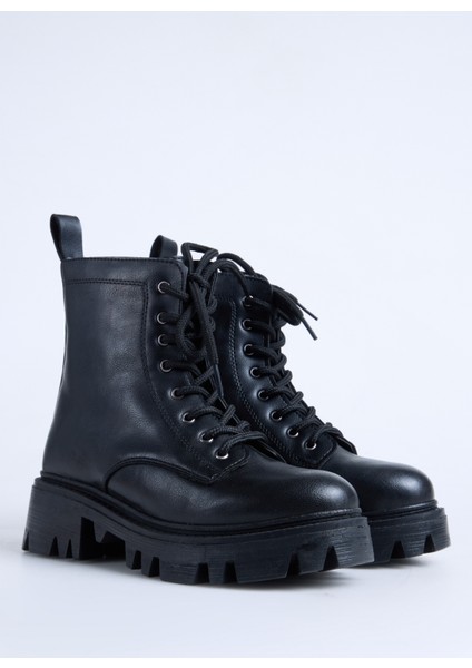 Siyah Kadın Bot Rene fiyatları