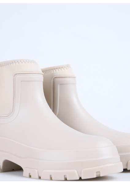 Bej Kadın Bot Denı indirimleri