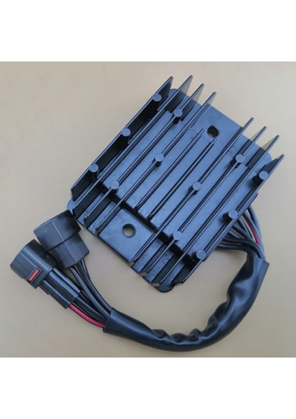 Regülatör Doğrultucu Voltaj Regülatör Aksesuarları Suzuki K5 K6 K7 K8 K9 L1-L6 GSX-R600/R750/R1000 (Yurt Dışından) indirimleri