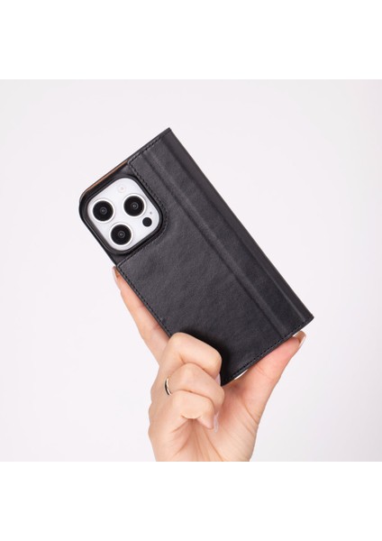 Luca iPhone 16 Pro Deri Kılıf