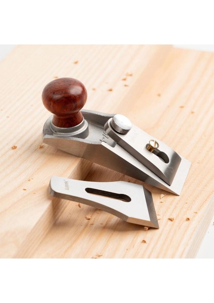 0357 Luban Avuç Içi Metal Düz Taban Keski Rende No:1