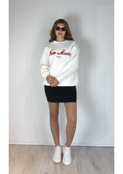 Kadın Bisiklet Yaka Nakış Baskılı Uzun Kollu Oversize Sweatshirt modelleri