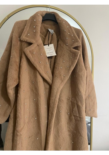 Butik Peluş Taş Detaylı Astarlı Cepli Kürk fırsatları