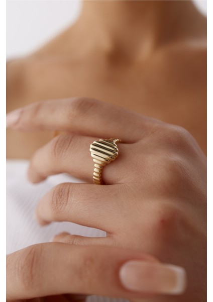 14 Ayar Altın Çizgili Oval Yüzük fiyatları