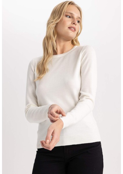 Regular Fit Bisiklet Yaka Yumuşak Dokulu Basic Düz Triko Kazak