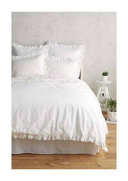 Fırfırlı Nevresim Takımı Beyaz 200X220 Ebatında 3 Parça