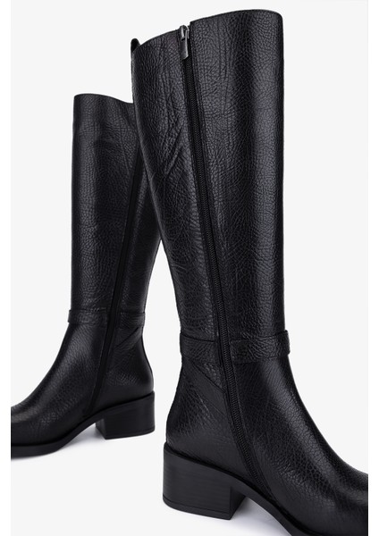 Kadın Hakiki Deri Siyah Topuklu Çizme 33 5030-1 Bn Czm SK25-26 Sıyah Tas Dr indirimleri