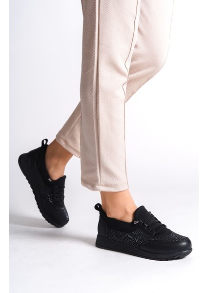 Vıolet Bağcıklı Lastikli Ortopedik Rahat Taban Taş Detaylı Klasik Kadın Babet Anne Ayakkabısı Cst - Siyah