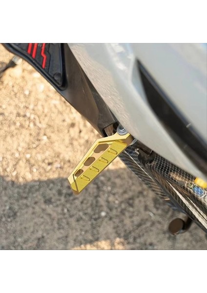 Motosiklet Arka Ayak Pedalları Yamaha Nmax Xmax Tmax 125 250 300 400 R1 R3 NVX155 Ayak Dayanakları Ayak Mandal Aksesuarları Altın (Yurt Dışından) indirimleri