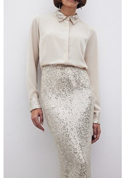 Bej Midi Etek Pul Payetli Yüksek Bel Tasarımıyla Kadınlar İçin Şık Seçim