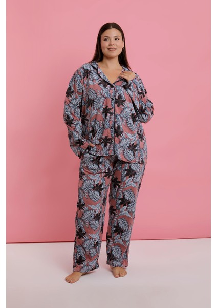 Kadın Büyük Beden Somon Yaprak Desenli Düğmeli Pijama Takımı