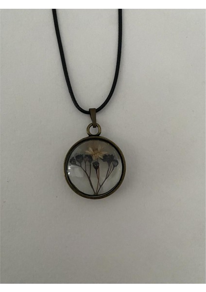 Kurutulmuş Beyaz Mor Çiçek Figürlü Kolye Siyah Deri Ipli fiyatları