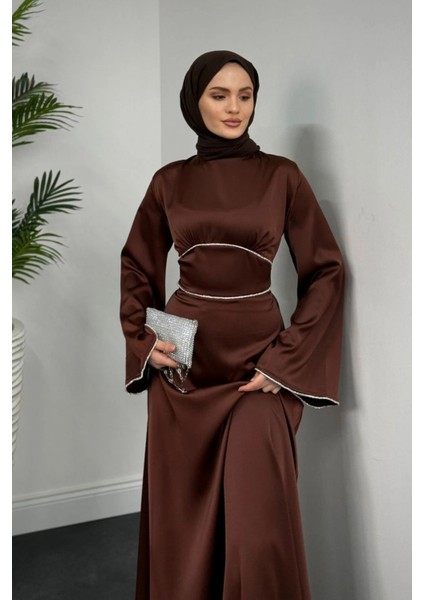 Kolu ve Beli Baget Taşlı Saten Abiye- Kahverengi fiyatları