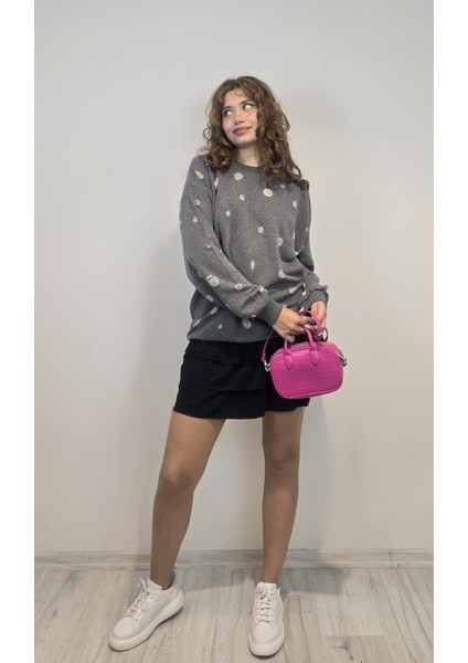 Kadın Bisiklet Yaka Yırtık Detaylı Oversize Uzun Kollu Sweatshirt modelleri