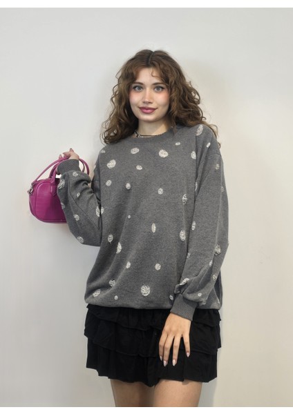 Kadın Bisiklet Yaka Yırtık Detaylı Oversize Uzun Kollu Sweatshirt