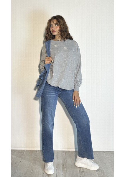 Kadın Bisiklet Yaka Yırtık Detaylı Oversize Uzun Kollu Sweatshirt modelleri