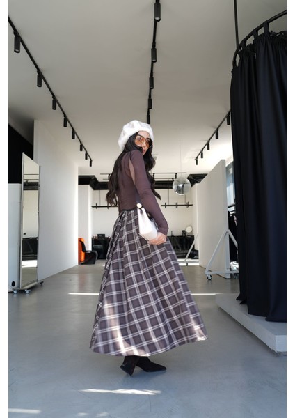 Bel Kısmı Biyeli Ekoseli Etek modelleri