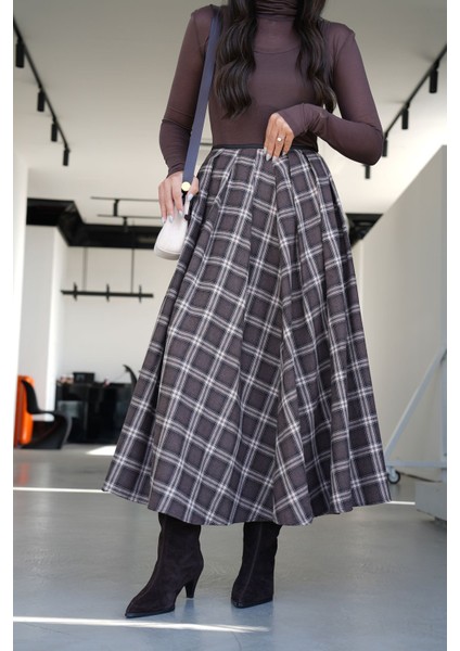 Bel Kısmı Biyeli Ekoseli Etek fırsatları