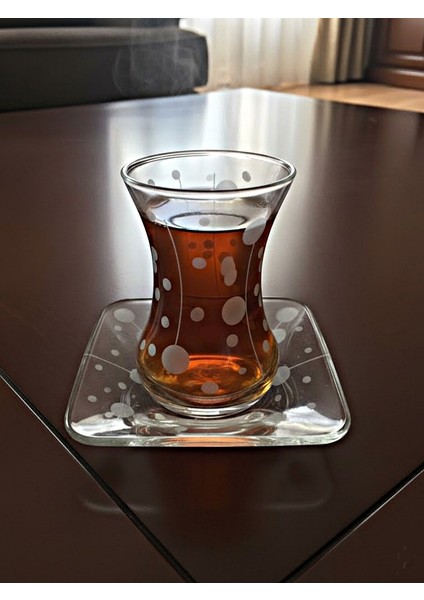 Özel Tasarım Çay Bardağı ve Tabağı Seti - 6 Kişilik Sunum