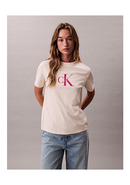 Kadın Beyaz T-Shirt