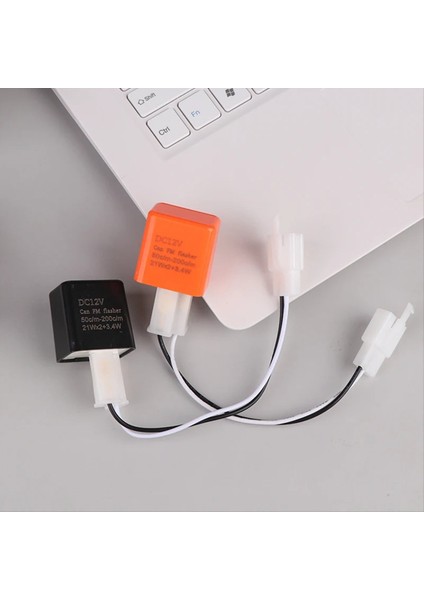 Röle Adaptör Kablosu 2 Pin 12V LED Flaşör Röle Dönüş Sinyallerinin Ayarlanabilir Frekansı Yıkıcı Gösterge Röleleri Turuncu (Yurt Dışından) fırsatları