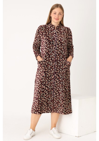 Bordo Çiçek Desenli Boydan Fermuarlı Cepli Pamuklu Kadife Hakim Maxi Boy Yaka Büyük Beden Elbise fiyatları