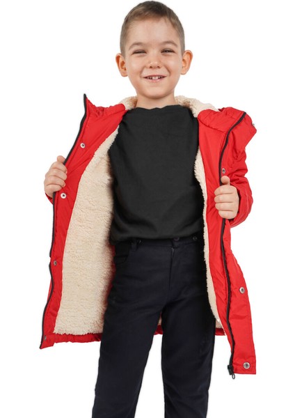 İçi Kürklü Su ve Rüzgar Geçirmez Erkek Çocuk Mont