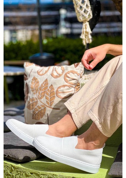 Techmrt KB-114 Kuback Beyaz Triko Yüksek Taban Bağcıksız Günlük Erkek Ayakkabı (Numara: 40) modelleri