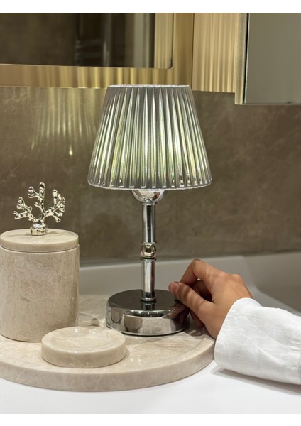 Gümüş Deri Kablosuz Pilli Masa Lambası - Alt Uzun Gümüş fiyatları