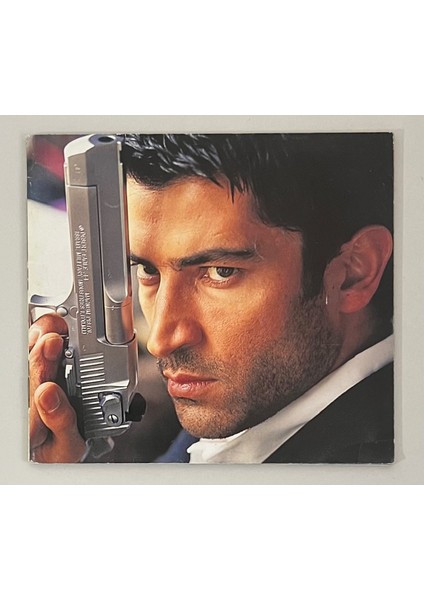 Deliyürek Iı Türküler CD (Orijinal Dönem Baskı CD Karton Kılıf ve Fotoğraf Albümü Mevcuttur) modelleri