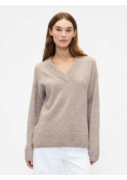 Kadın Ekru Oversized V Yaka Kazak