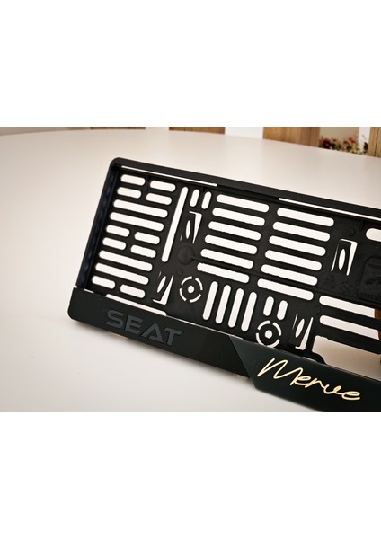 Kişiye Özel Lazer Kesim Pleksi Plakalık fırsatları