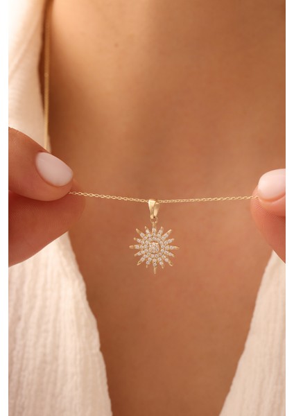 14 Ayar Altın Taşlı Modern Güneş Kolye