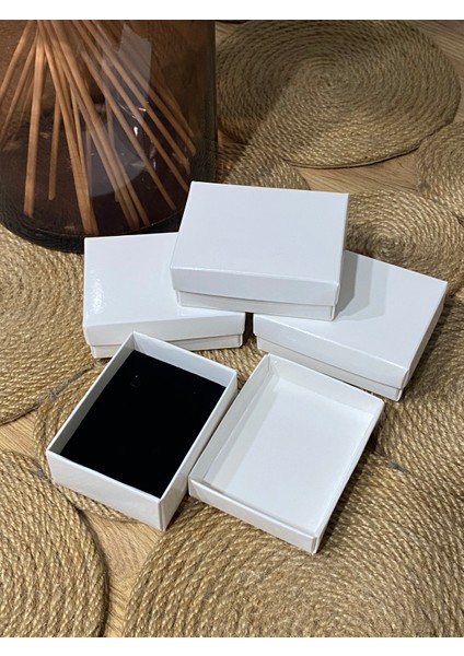 Kolye Yüzük Küpe Kutusu 24LÜ (Montajlı)