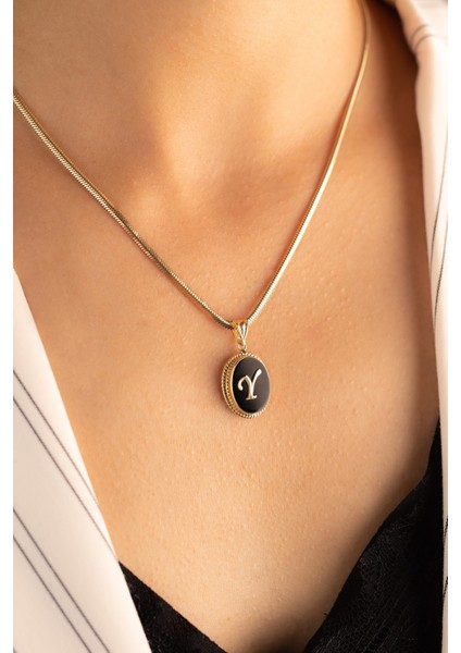 Altın Balık Sırtı Zincir Harf Kolye Siyah