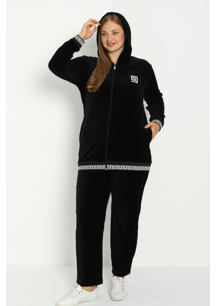 Kadın Büyük Beden Siyah Kapüşonlu Pamuklu Kadife Baskı Detaylı Cepli Alt Üst Eşofman Takımı modelleri