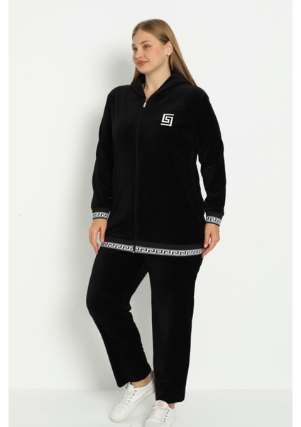 Kadın Büyük Beden Siyah Kapüşonlu Pamuklu Kadife Baskı Detaylı Cepli Alt Üst Eşofman Takımı fırsatları