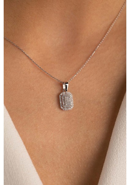 14 Ayar Beyaz Altın Baget Kolye