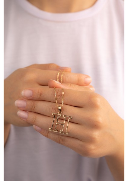 Altın Geniş Forse Harf Kolye