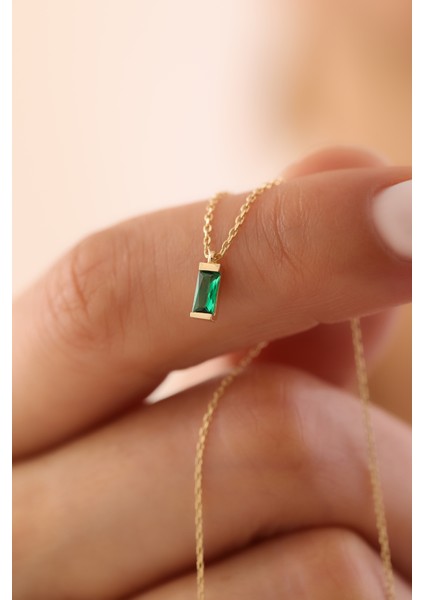 14 Ayar Altın Zümrüt Dikdörtgen Kolye fiyatları