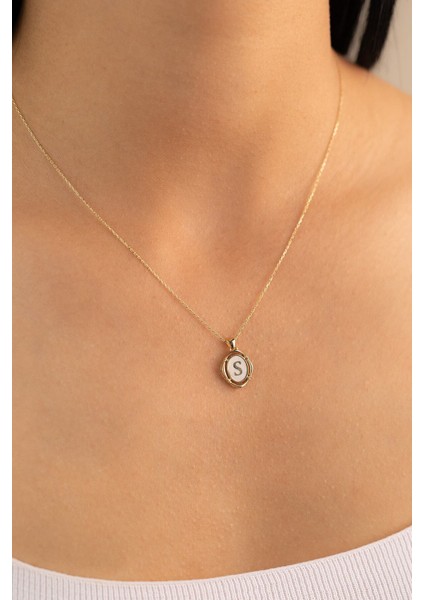 Altın Sedef Harf Kolye modelleri