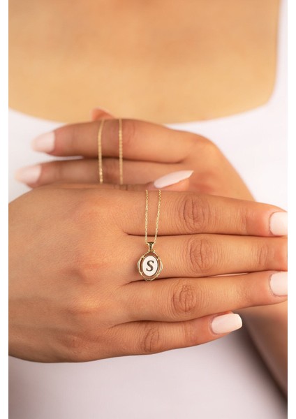 Altın Sedef Harf Kolye indirimleri