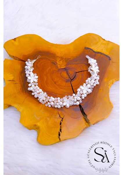 Tamamen El Yapımı Kristal Taşlı Şık ve Zarif Düğün ve Nişan Gelin Tacı ve Saç Aksesuarı fiyatları