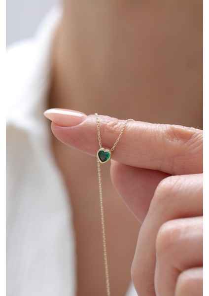 14 Ayar Altın Zümrüt Taşlı Kalp Kolye modelleri