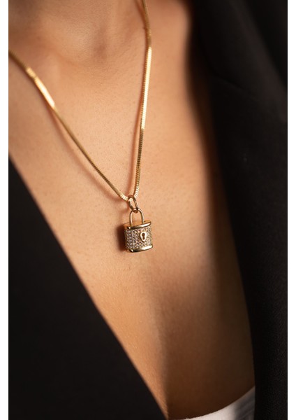 14 Ayar Altın Kalın Küp Zincir Taşlı Kilit Kolye