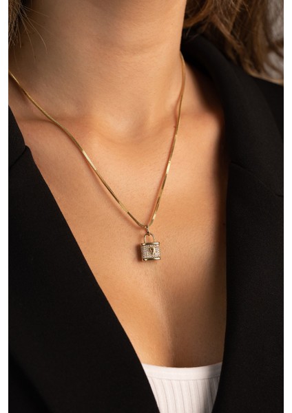 14 Ayar Altın Kalın Küp Zincir Taşlı Kilit Kolye modelleri