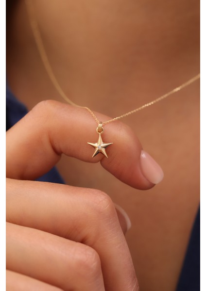 14 Ayar Altın Tektaş Yıldız Kolye