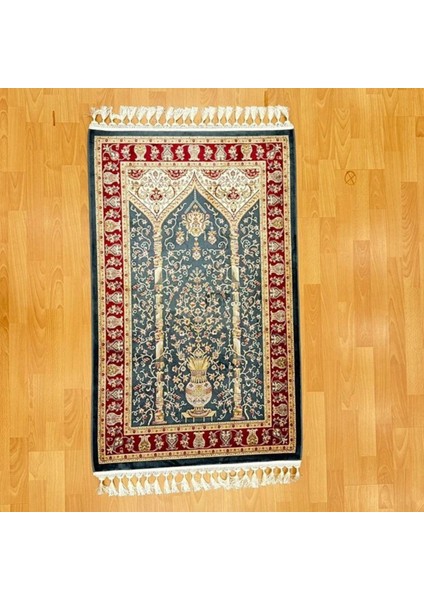 Mihraplı Ağaç Hayatı Desenli Ipek Seccade